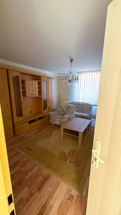 Na predaj dom, 200 m², Soľnička
