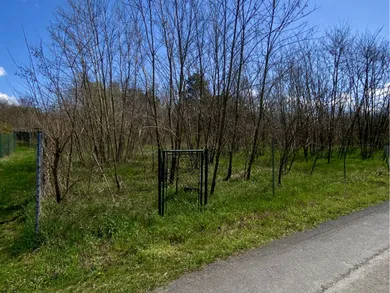 Na predaj pozemok, 80 m², Bratislava-Devínska Nová Ves