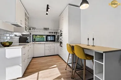 Na predaj 3-izbový byt, 75 m², Miloslavov, Slávičia
