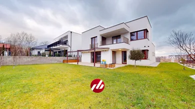 Domy na predaj 5-izbový, Senec · €630 000