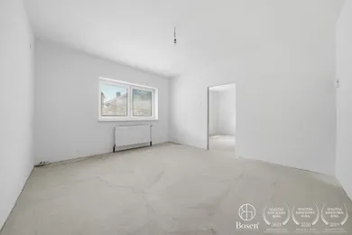 Na predaj 3-izbový dom, 154 m², Bratislava-Podunajské Biskupice