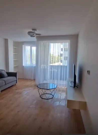 Na prenájom 2-izbový byt, 50 m², Nitra, Piesková