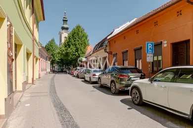 Obiekty na sprzedaż, Komárno · €399 000