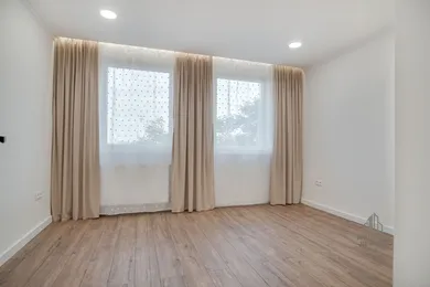 Na predaj 3-izbový byt, 60 m², Komárno, Vodná ul.