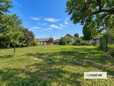Na predaj pozemok, 604 m², Zálesie, Poľná
