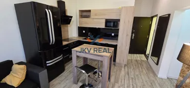 Na prenájom 2-izbový byt, 36 m², Bratislava-Ružinov, Vlčie hrdlo