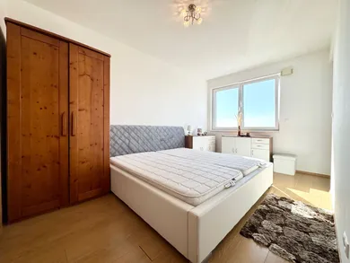 Na prenájom 2-izbový byt, 50 m², Bratislava-Ružinov, Kaštieľska