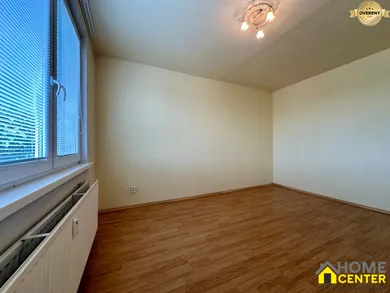 Na predaj 1-izbový byt, 24 m², Komárno, Bubnová ul.