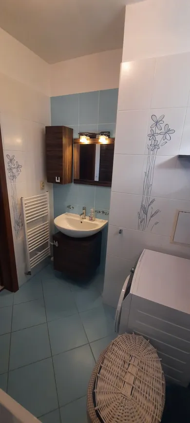 Na prenájom 3-izbový byt, 68 m², Bratislava-Vrakuňa, Hradská
