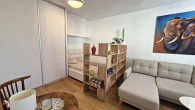 Na prenájom 1-izbový byt, 38 m², Banská Bystrica, Nám. Ľ. Štúra