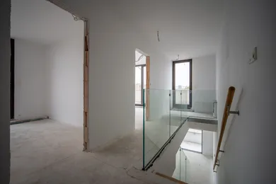Na predaj 3-izbový byt, 94 m², Bratislava-Ružinov, Tomášikova