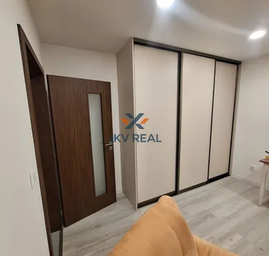Na prenájom 2-izbový byt, 58 m², Prešov, Októbrová 69