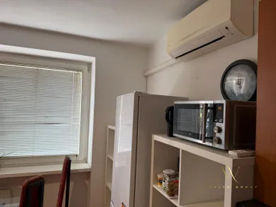 Na prenájom 2-izbový byt, 58 m², Bratislava-Ružinov, Kašmírska
