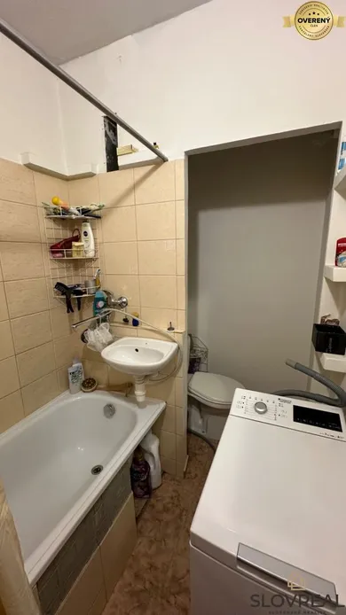 Na predaj byt v Levice · €74 990 · Čiastočná rekonštrukcia