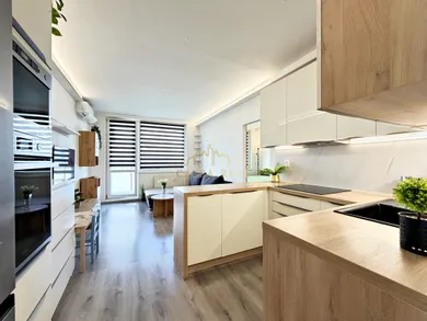 Apartments for sale, 2-room in Košice-Dargovských hrdinov · €179,900