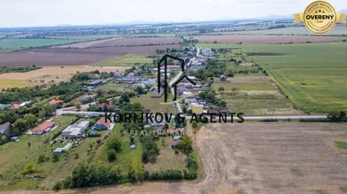 Na predaj pozemok, Sečovce