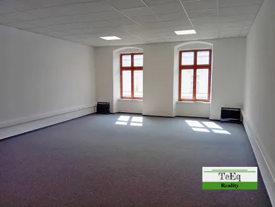 Na prenájom komerčné, 184 m², Banská Bystrica, Dolná