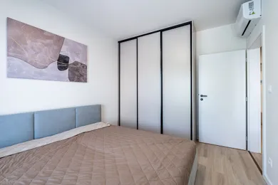 Na prenájom 2-izbový byt, 48 m², Komárno, Nám. Kossutha