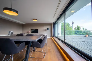 Na prenájom 3-izbový byt, 115 m², Bratislava-Staré Mesto