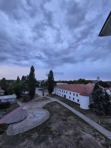 Na predaj 1-izbový byt, 50 m², Šaľa, P. Pázmaňa