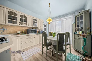 Na predaj 4-izbový dom, 304 m², Kútniky, Hlavná