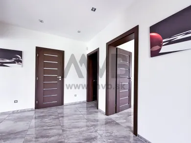Na predaj 3-izbový dom, 120 m², Dvory nad Žitavou