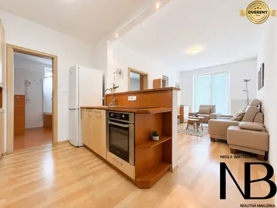 Na predaj 2-izbový byt, 45 m², Trenčín, Olbrachtova