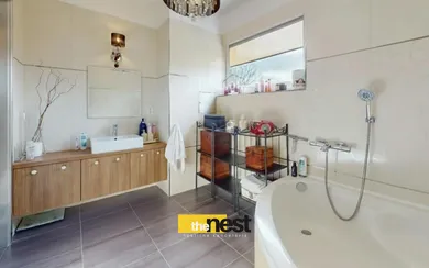 Na predaj 4-izbový byt, 174 m², Zvolen, Kuzmányho nábrežie