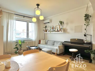 Na predaj 3-izbový byt, 60 m², Bratislava-Ružinov, Sklenárova