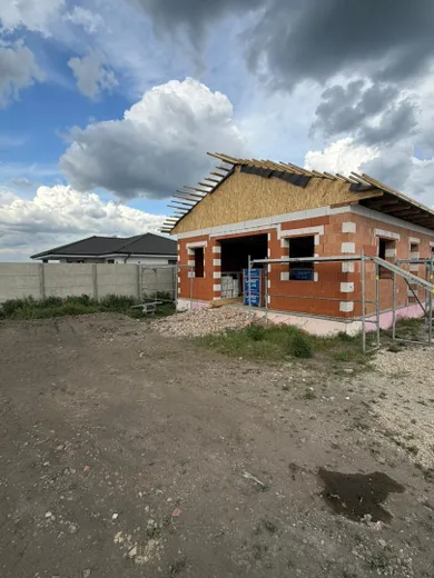 Domy na predaj 4-izbový, Bellova Ves · €183 000