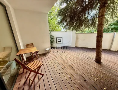 Na prenájom 4-izbový dom, 180 m², Bratislava-Staré Mesto, Mudroňova