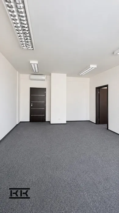 Na prenájom komerčné, 51 m², Bratislava-Ružinov, Pestovateľská