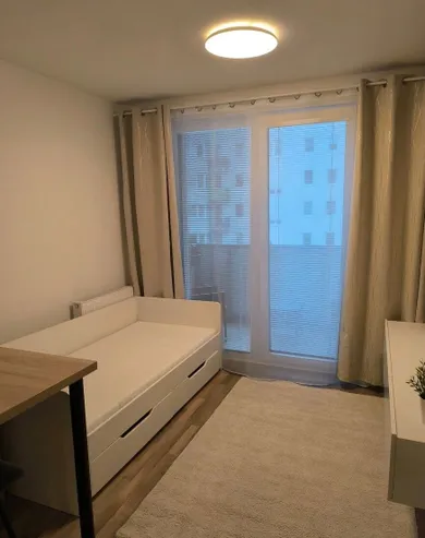 Mieszkania na wynajem, 1-pokojowe, Bratislava-Dúbravka · €600