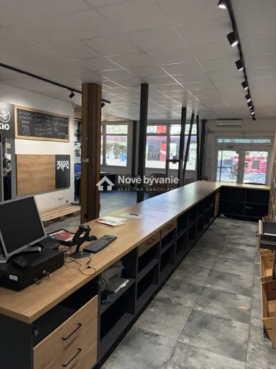 Na prenájom komerčné, 125 m², Spišská Nová Ves