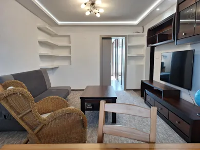 Mieszkania na wynajem, 2-pokojowe, Zvolen · €620