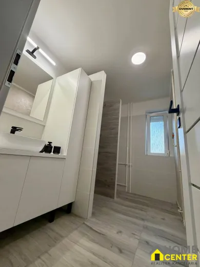 Na predaj 2-izbový byt, 58 m², Komárno, Budovateľská