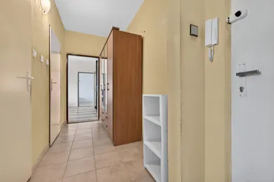 Na predaj 3-izbový byt, 62 m², Bratislava-Ružinov, Solivarská