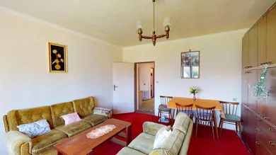 Na predaj 5-izbový dom, 250 m², Nitrianske Pravno, Žltá