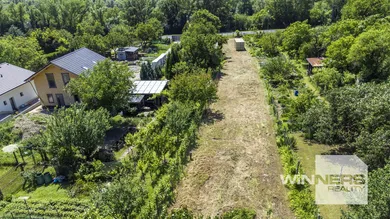 Na predaj pozemok, 41 m², Bratislava-Devínska Nová Ves, Na hriadkach