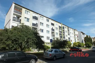 Na predaj 2-izbový byt, 48 m², Šaľa, Hlavná
