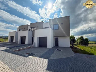 Na predaj dom, 160 m², Poprad
