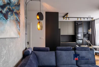 Mieszkania na sprzedaż, 4-pokojowe, Žilina · €459 000