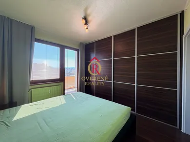 Na predaj 3-izbový byt, 72 m², Banská Bystrica, Karpatská