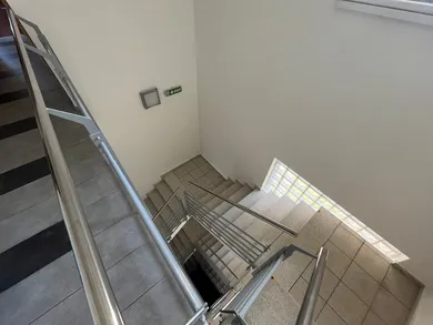 Na predaj objekt, 28 m², Bratislava-Karlova Ves, Sumbalova