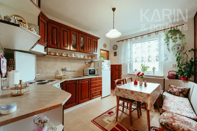Na predaj 3-izbový byt, 77 m², Smolinské