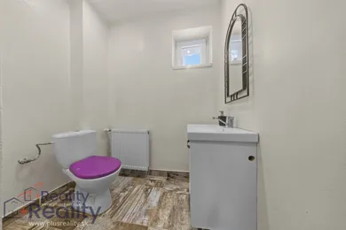 Na prenájom dom v Vydrany · €1 200 · Dokončené