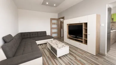 Na predaj 3-izbový byt, 67 m², Košice-Nad jazerom