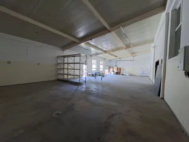 Na prenájom objekt, 50 m², Piešťany, Hurbanova