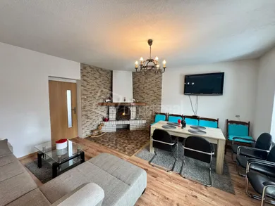 Na predaj dom, 548 m², Vavrišovo