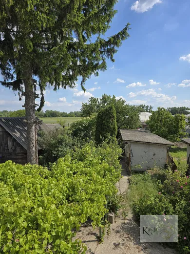 Na predaj 4-izbový dom, 140 m², Komárno, Podzáhradná ul.